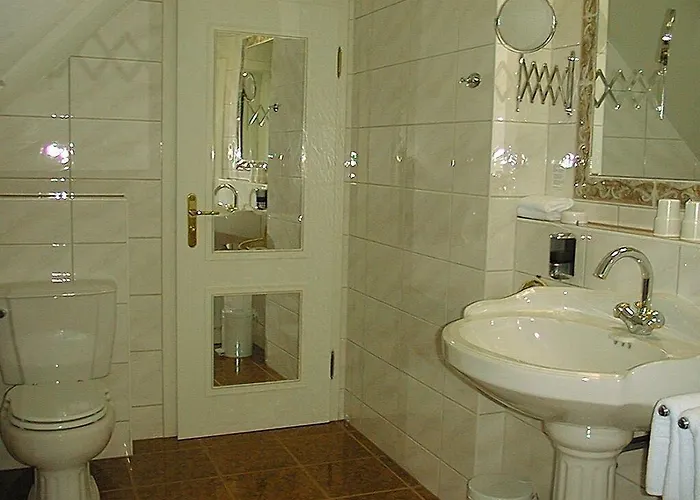 Markersdorf מלון 3*